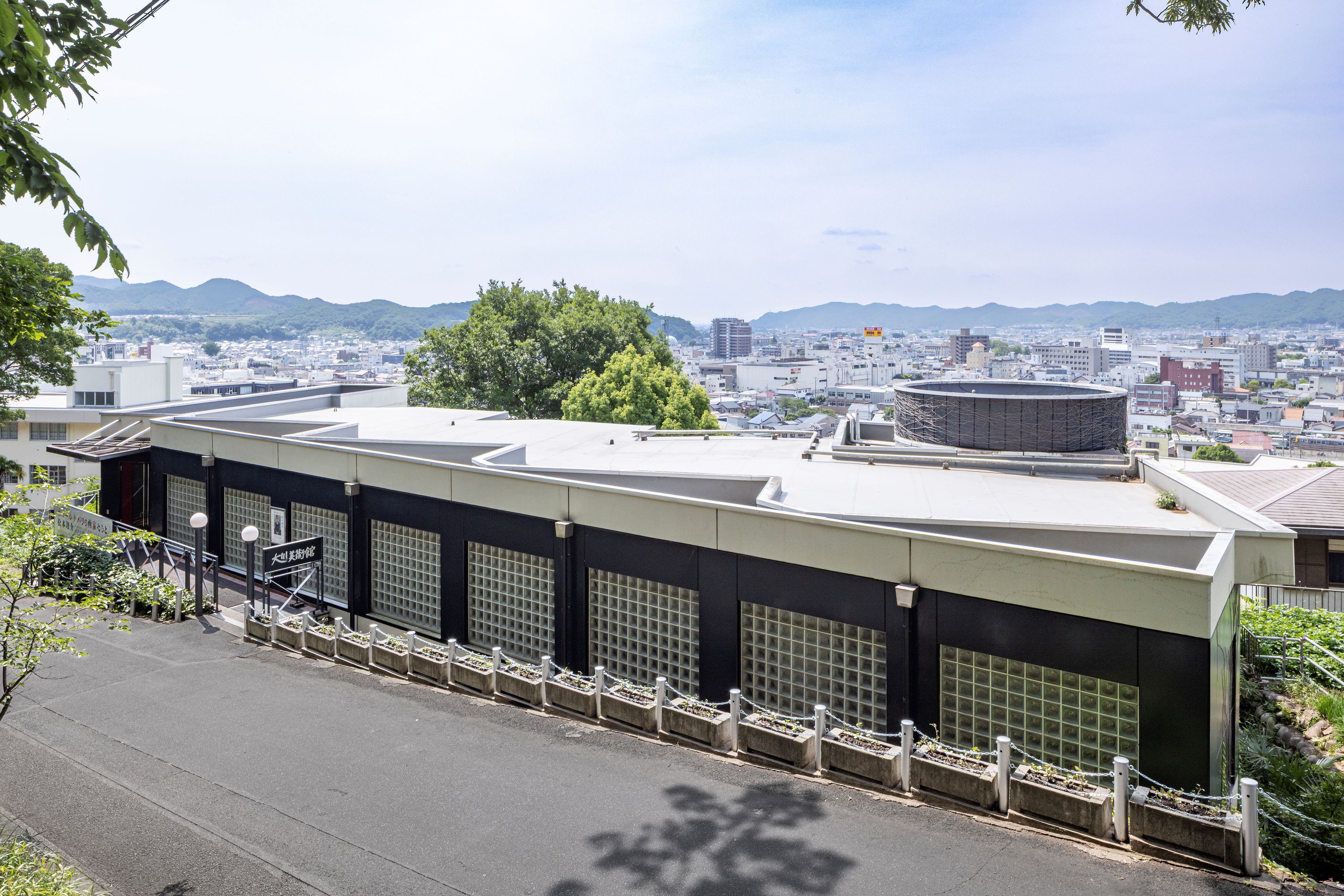 
オンラインショップよりの
　　　　お知らせ
